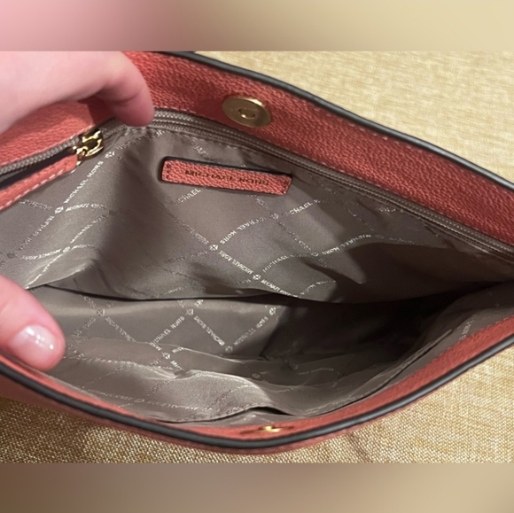Michael Kors Nicole Medium Shoulder Handbag